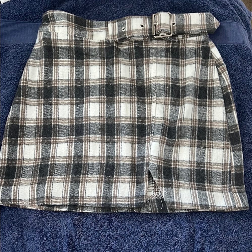 Plaid Women's Skirt with Belt